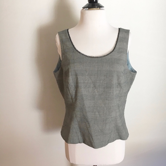 Tahari Tops - TAHARI Sleeveless Rounded Neckline Blouse Size 12